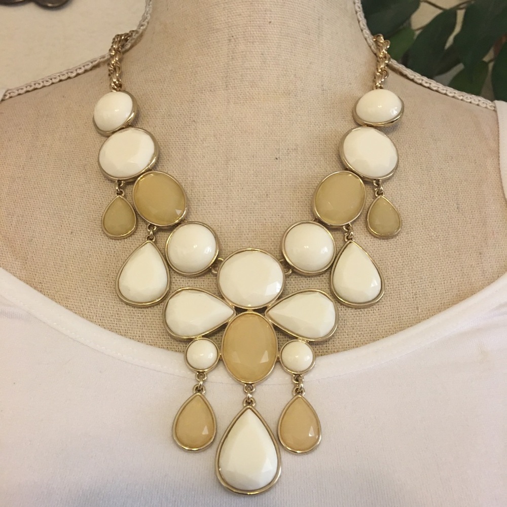 Banana Republic faceted glass gold rope necklace